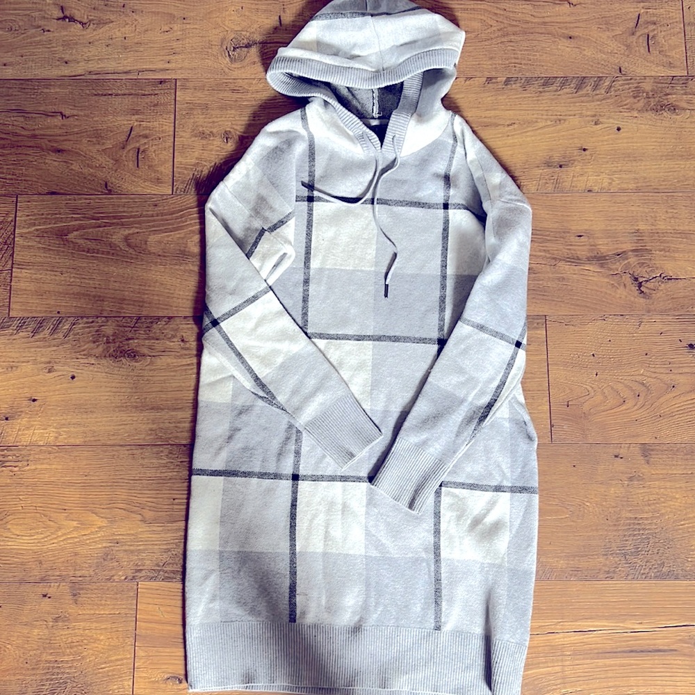 Rachel Roy long sleeve sweater dress